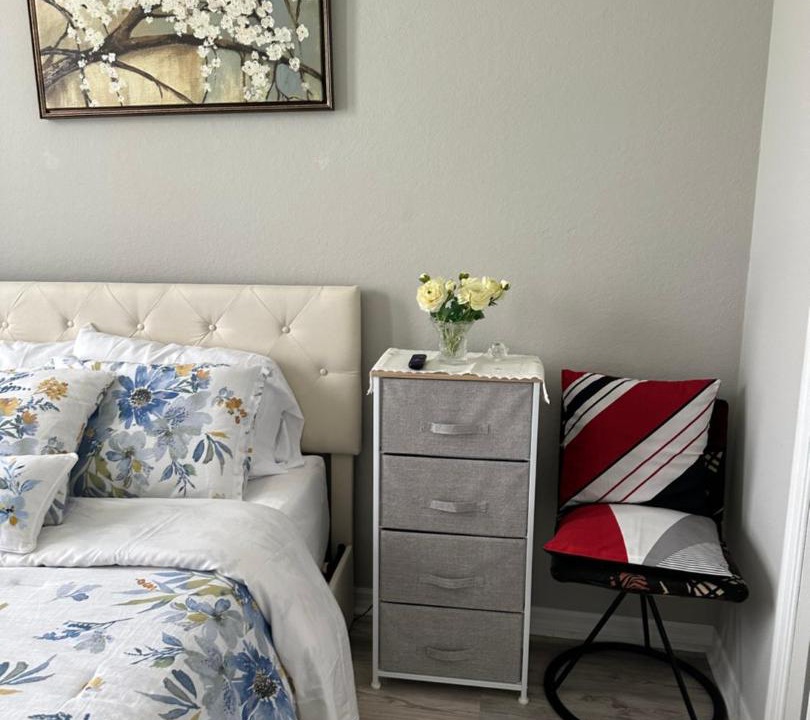 Photo of Bedroom in Sunshine