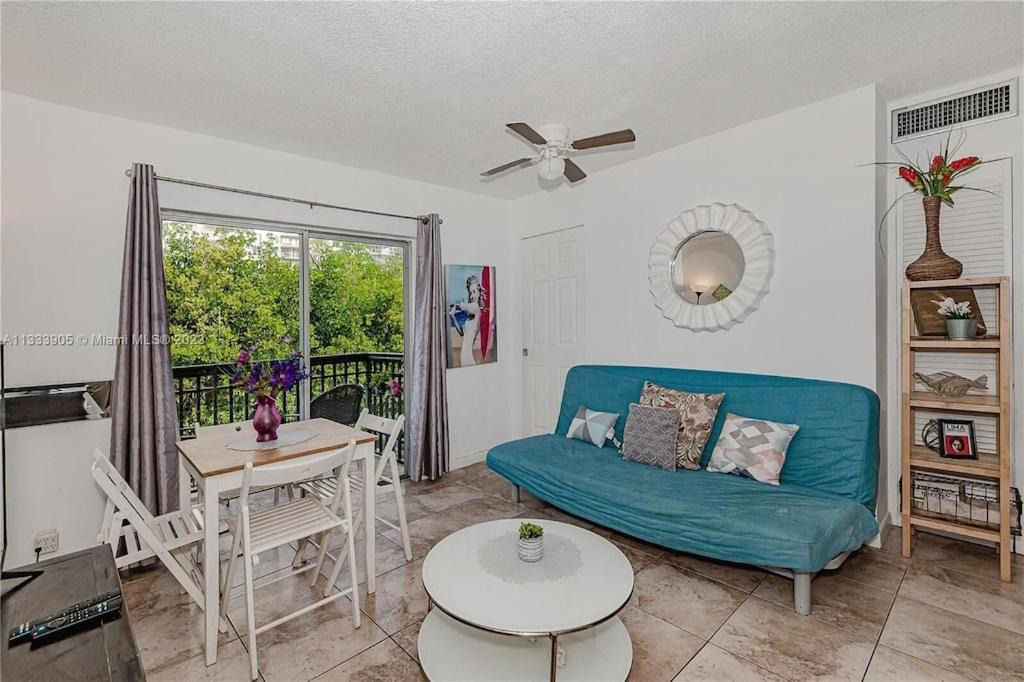 Photo of Others in Sunny Isles Beach