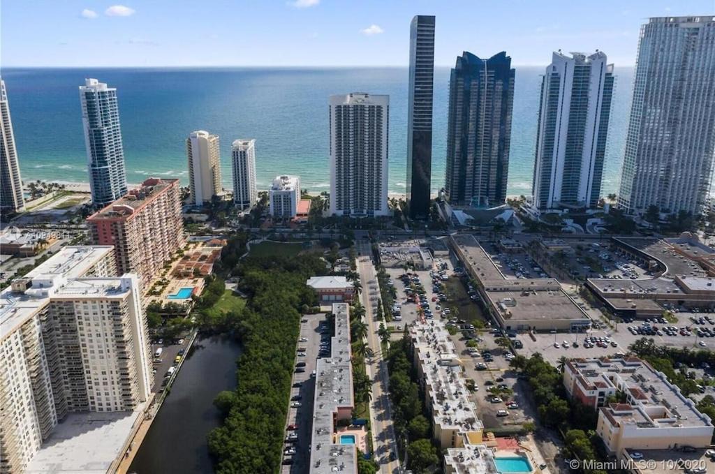 Photo of Others in Sunny Isles Beach