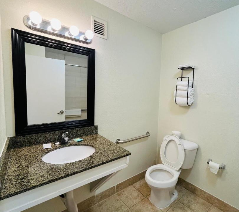 Photo of Bathroom in Silver Springs