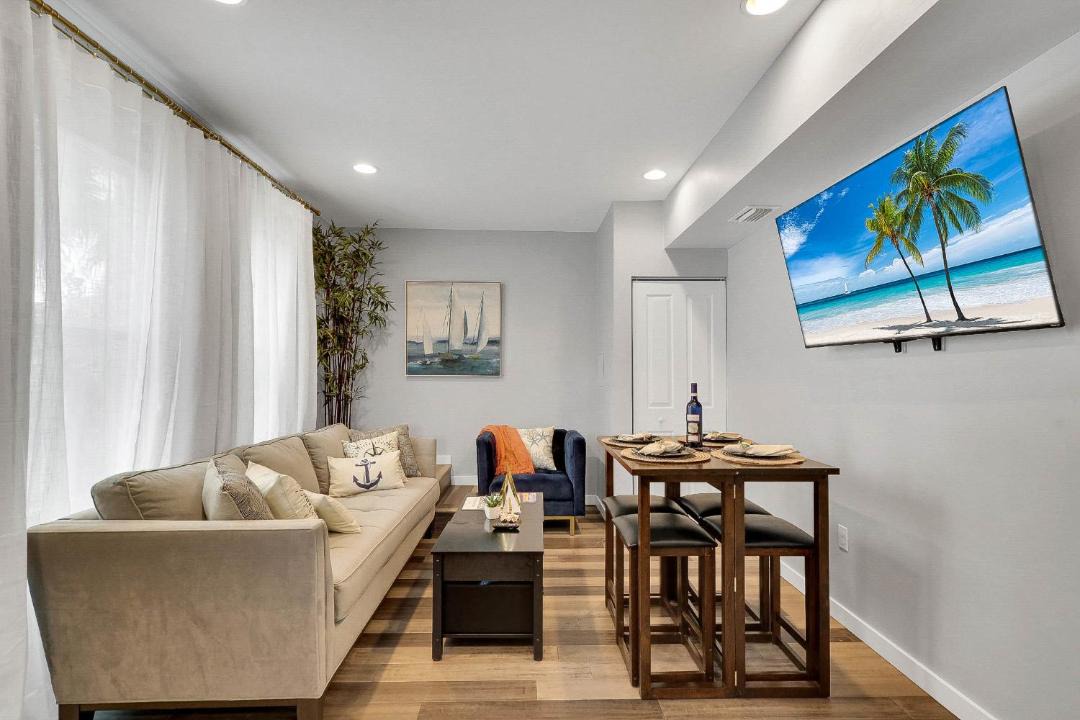 Photo of Livingroom in West Palm Beach