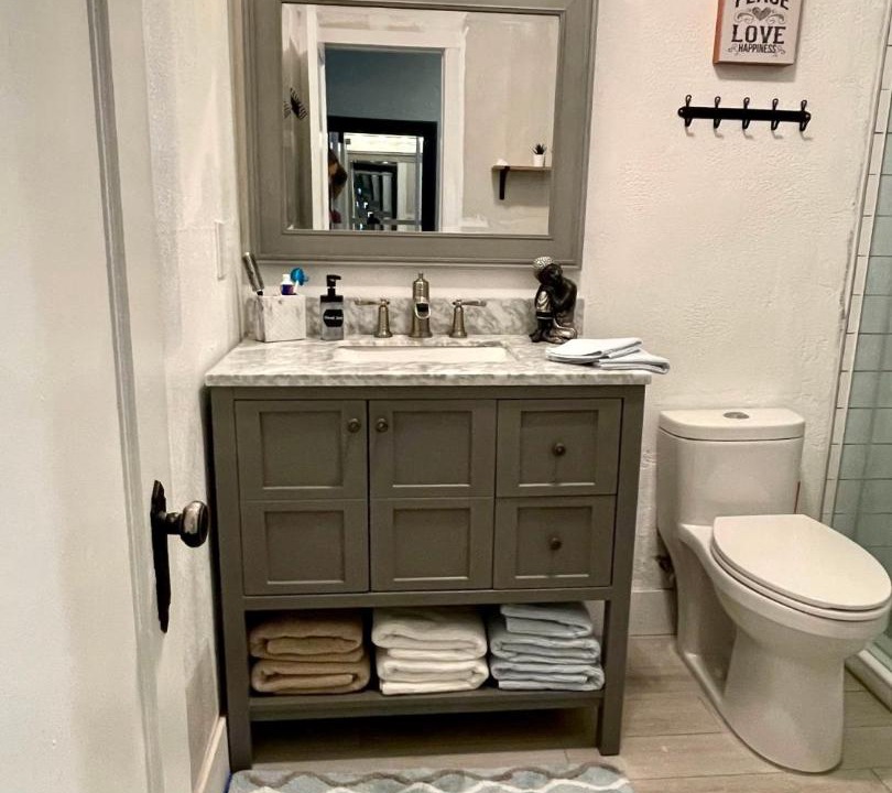 Photo of Bathroom in Coral Way