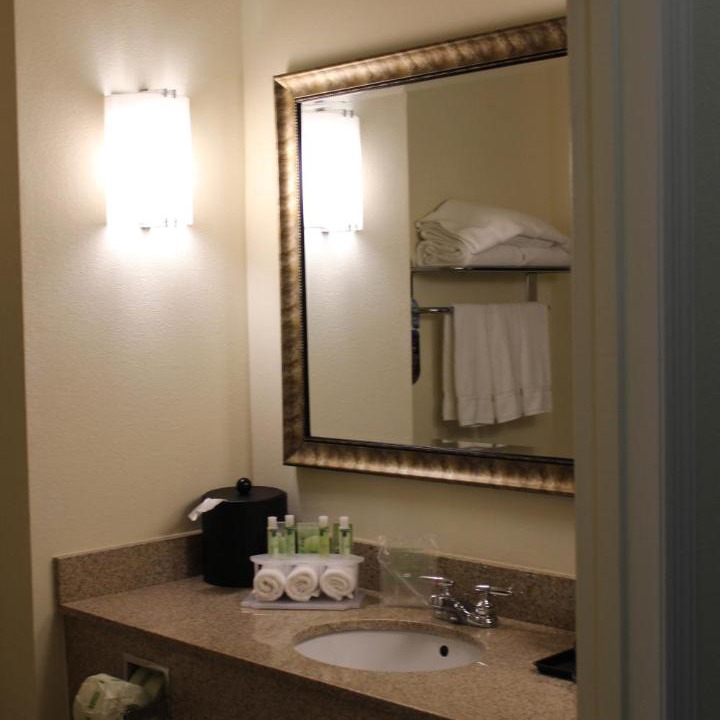Photo of Bathroom in De Funiak Springs