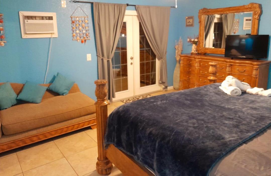 Photo of Bedroom in Greenacres