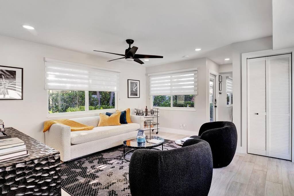 Photo of Others in Poinsettia Heights