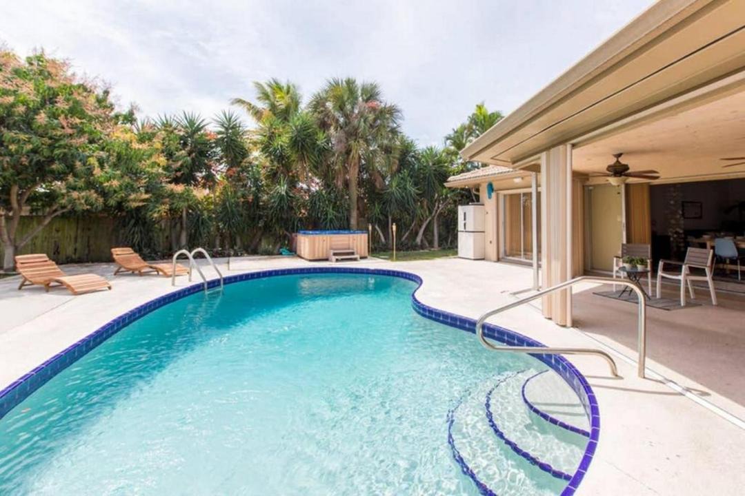 Photo of Patio Balcony in South Palm Park Neighborhood Association