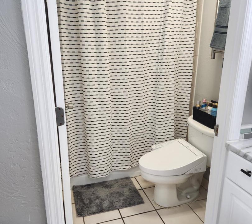 Photo of Bathroom in Ortona Park