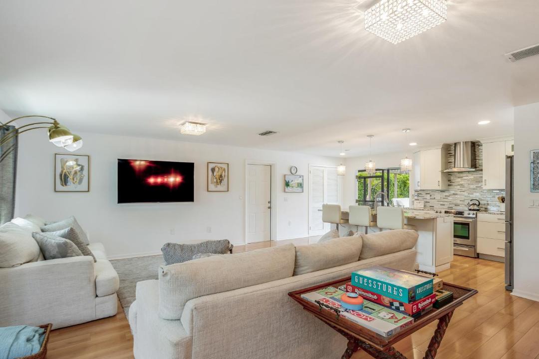 Photo of Livingroom in Naples Park
