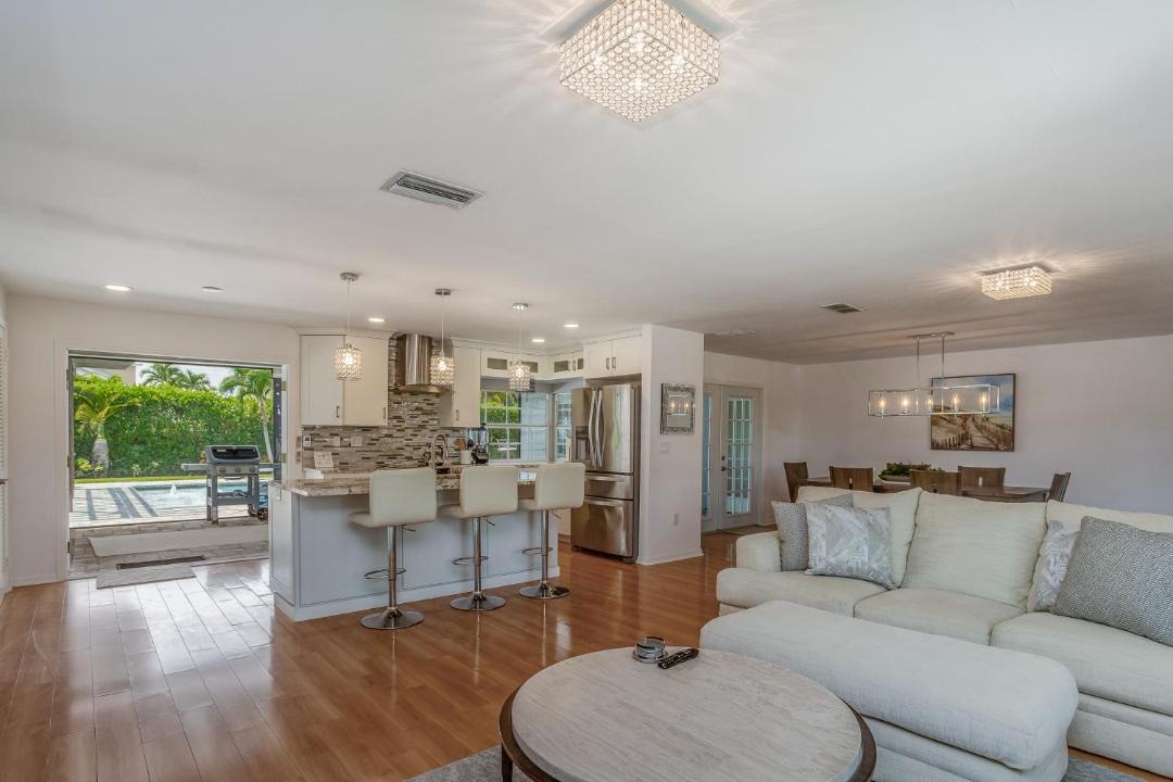 Photo of Livingroom in Naples Park