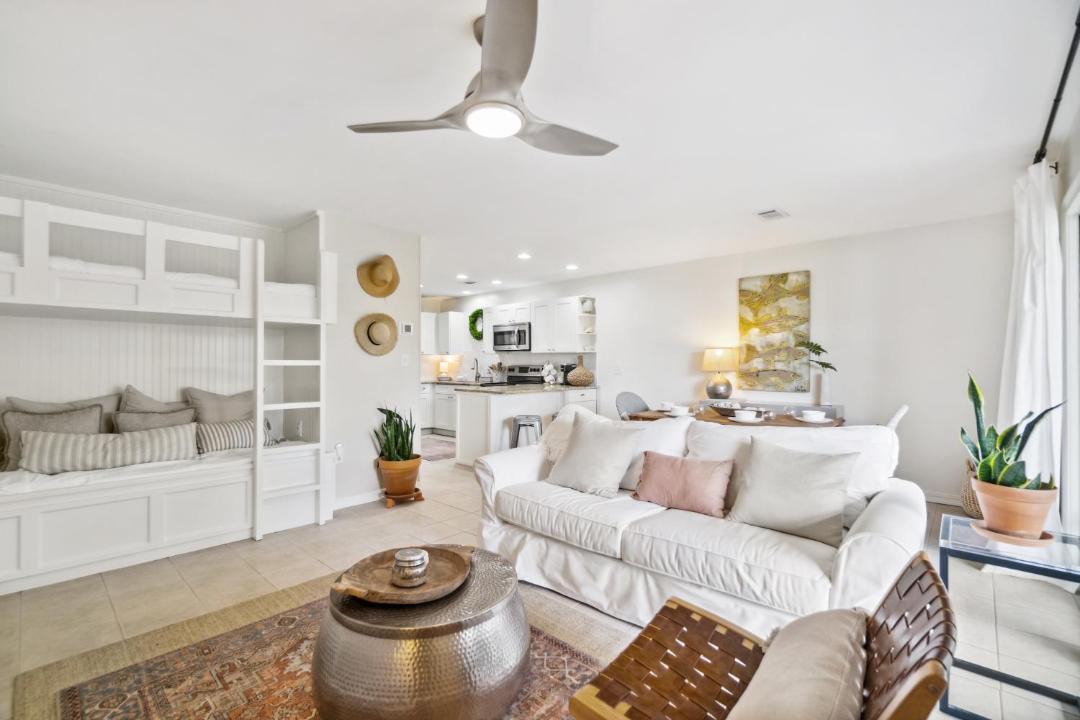 Photo of Livingroom in Seagrove Beach