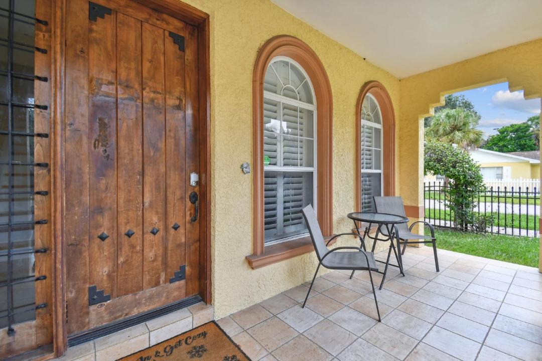 Photo of Patio Balcony in Sun Bay South