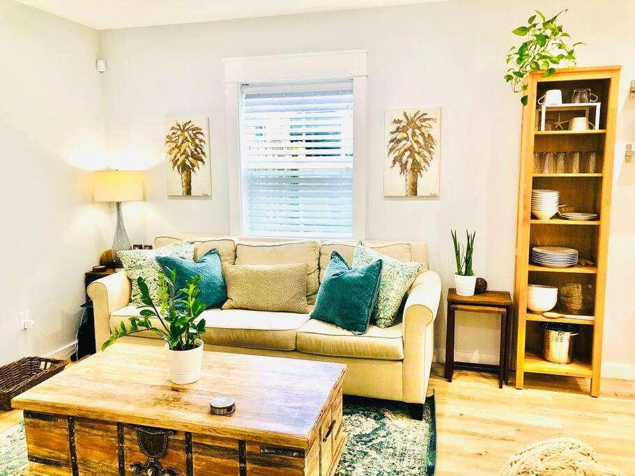Photo of Livingroom in Arlington