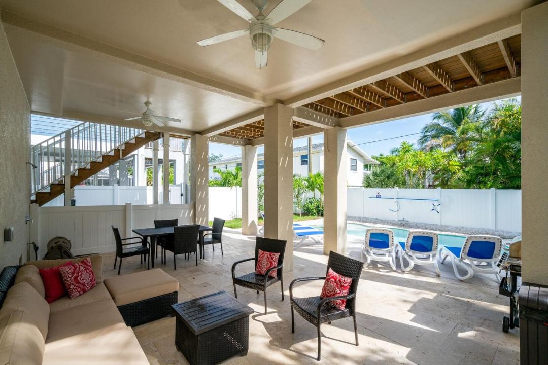 Photo of Patio Balcony in Mid Island