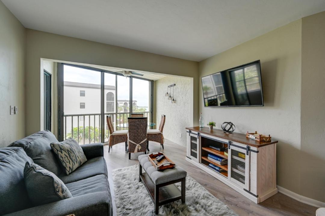 Photo of Livingroom in Marco Island
