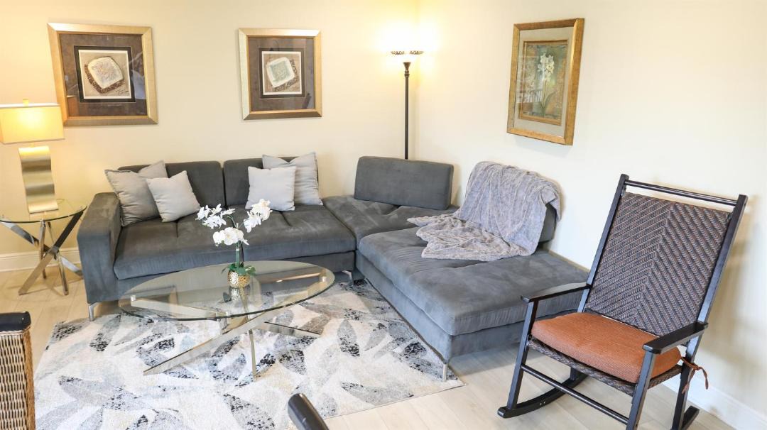 Photo of Livingroom in Anona