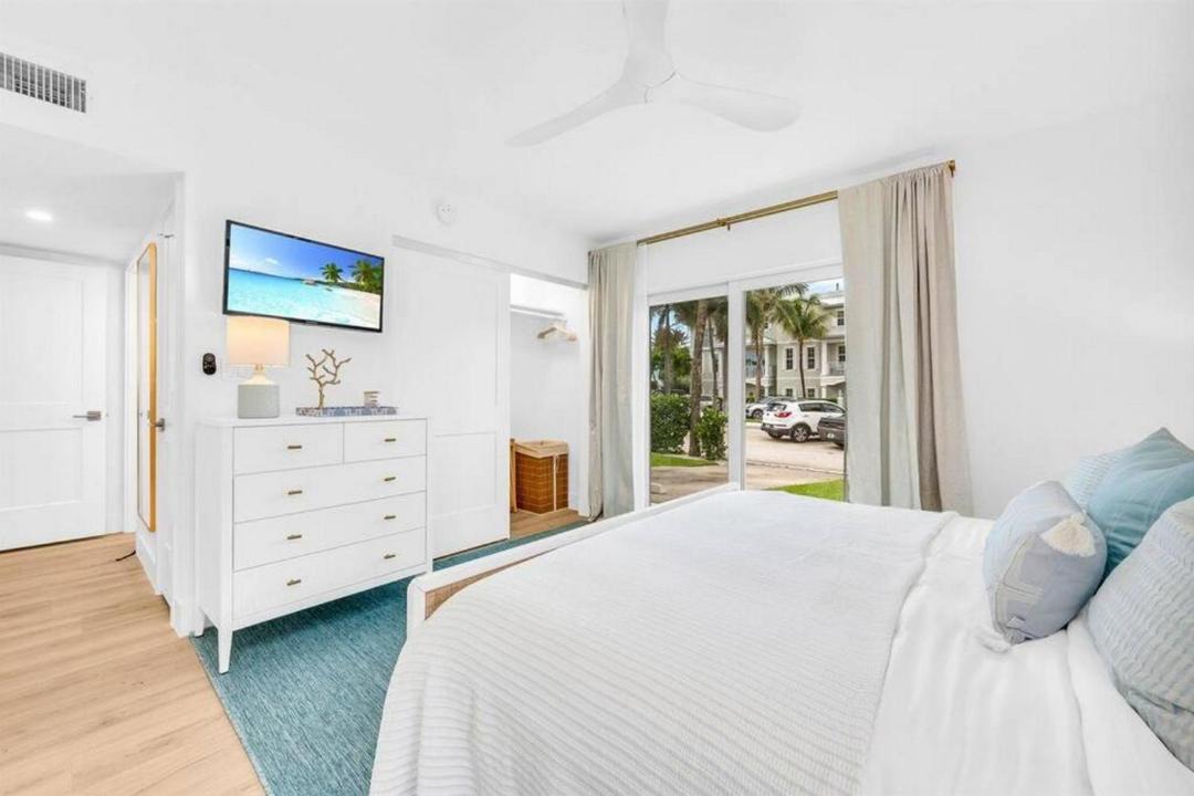 Photo of Bedroom in Juno Beach