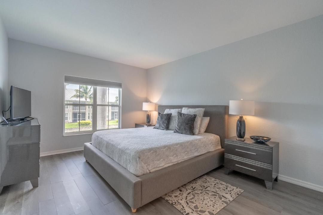 Photo of Bedroom in Naples