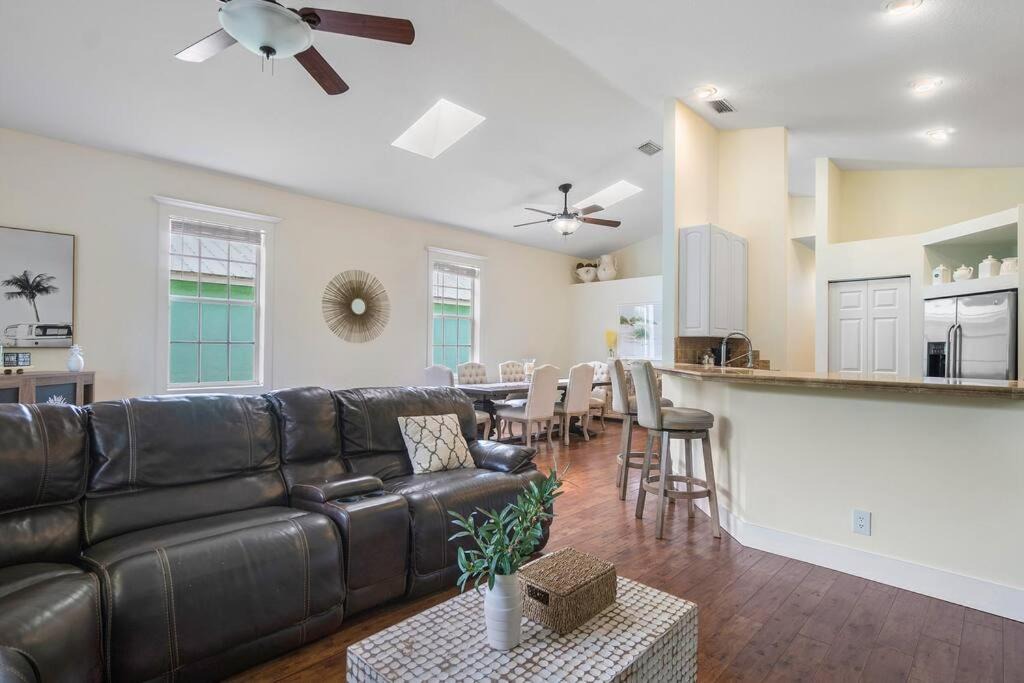 Photo of Livingroom in Jupiter