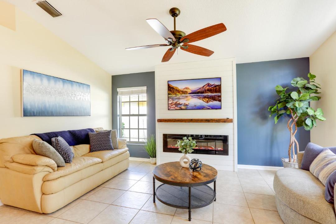Photo of Livingroom in North Palm Beach Heights