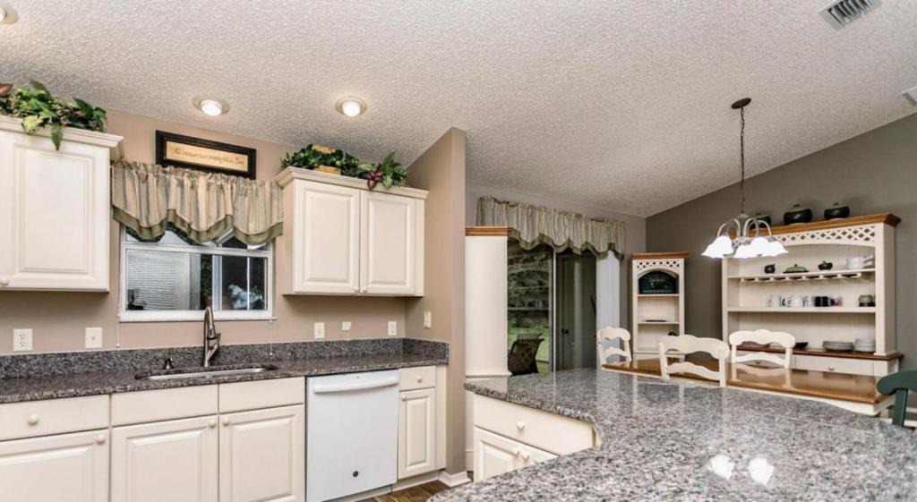 Photo of Kitchen in Caroline
