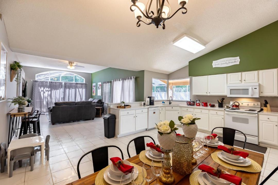 Photo of Livingroom in Thousand Oaks