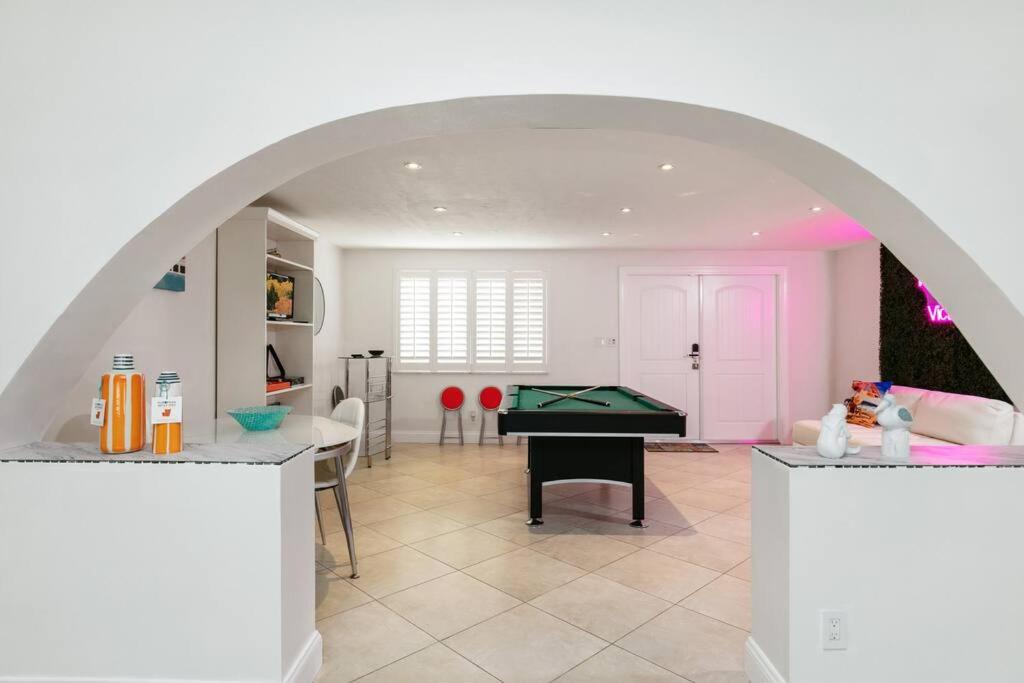 Photo of Livingroom in Poinsettia Heights