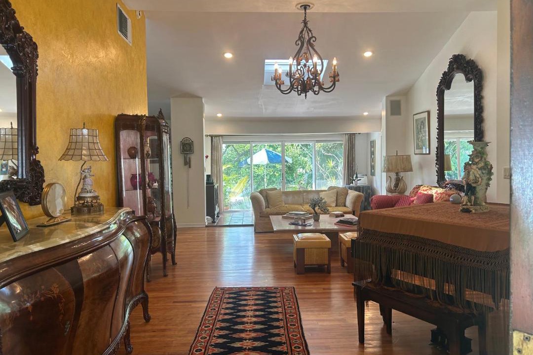 Photo of Livingroom in West Palm Beach