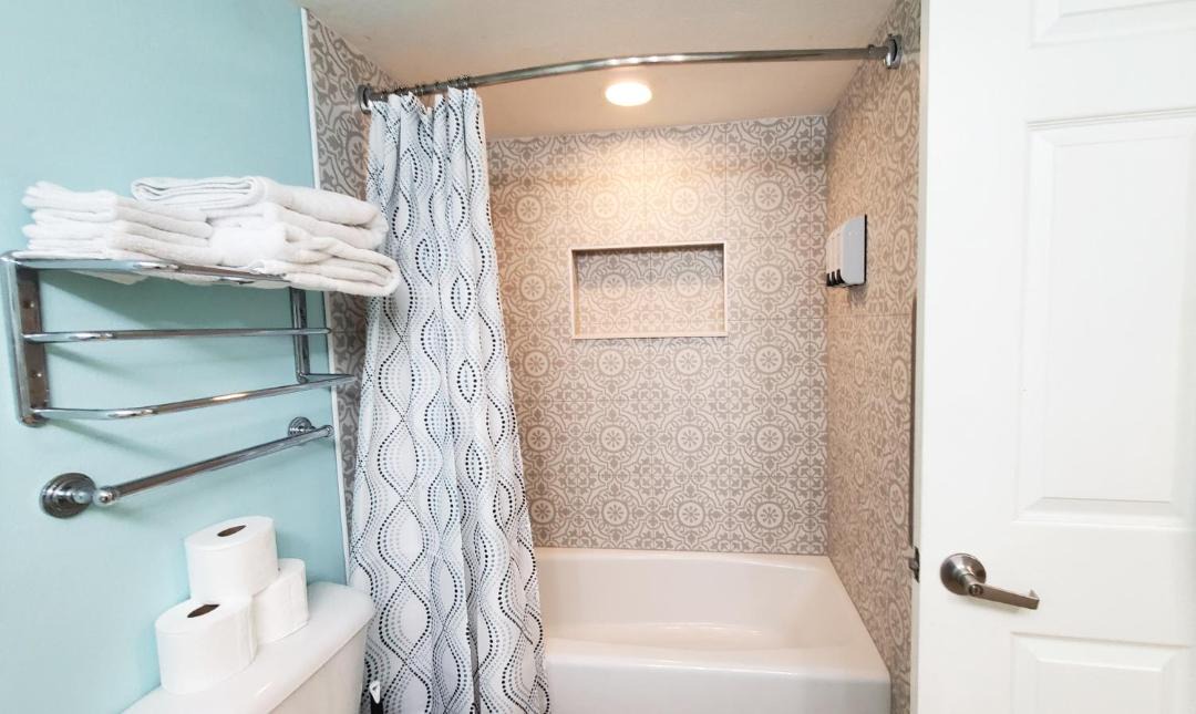Photo of Bathroom in Ortona Park
