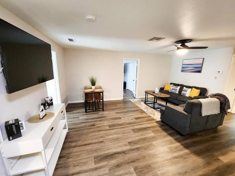 Photo of Livingroom in Astor