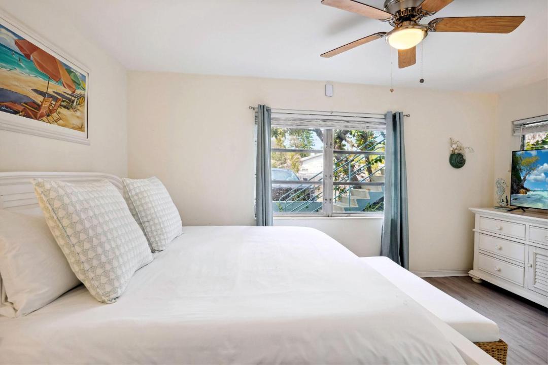 Photo of Bedroom in Gulfport