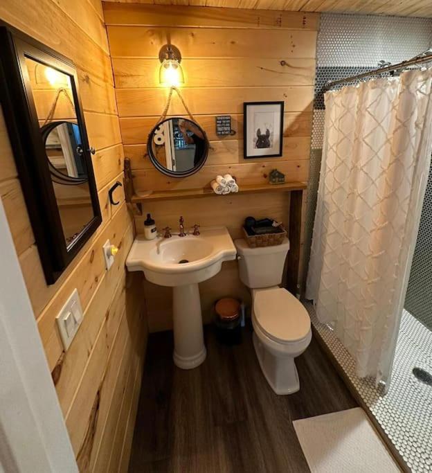 Photo of Bathroom in Umatilla