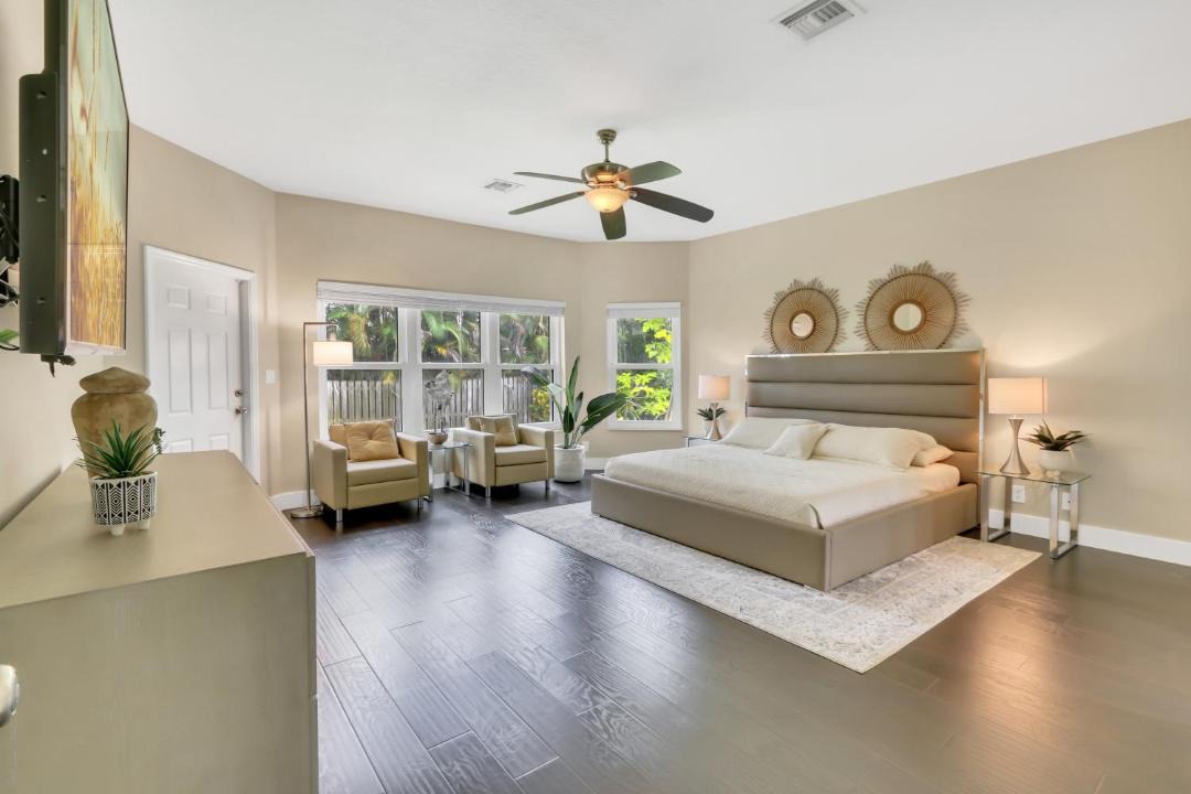 Photo of Livingroom in Sunrise