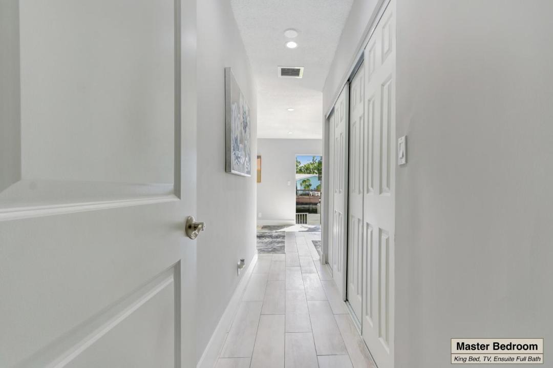 Photo of Bathroom in Coral Ridge Isles
