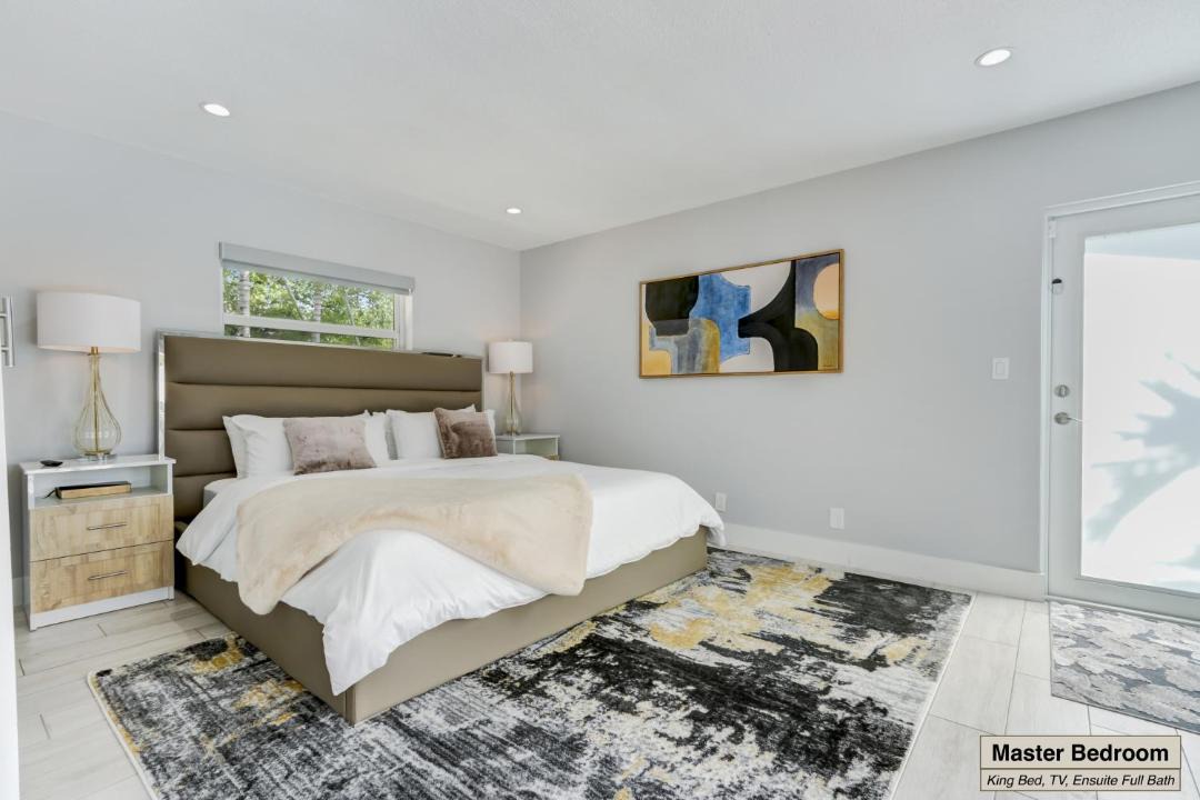Photo of Bedroom in Coral Ridge Isles