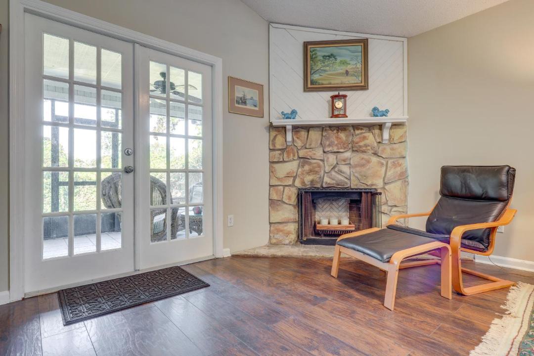 Photo of Livingroom in Dolphin's Cove