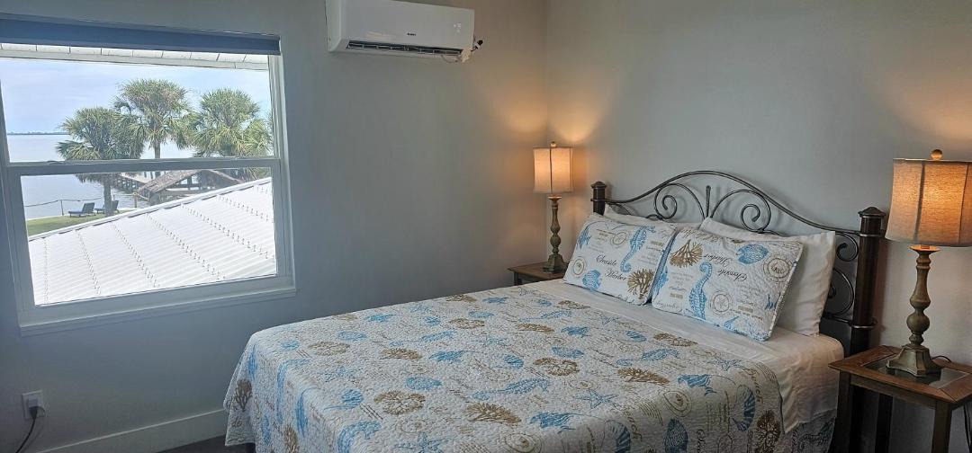 Photo of Bedroom in Titusville