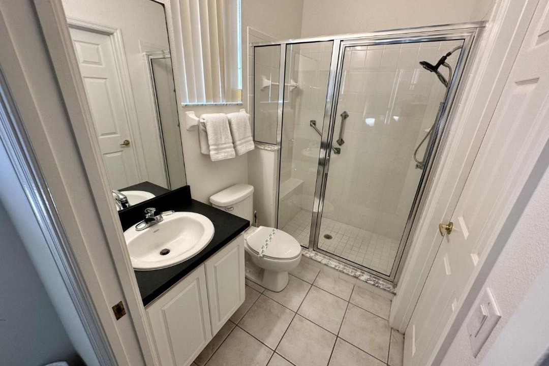 Photo of Bathroom in Calabay Parc