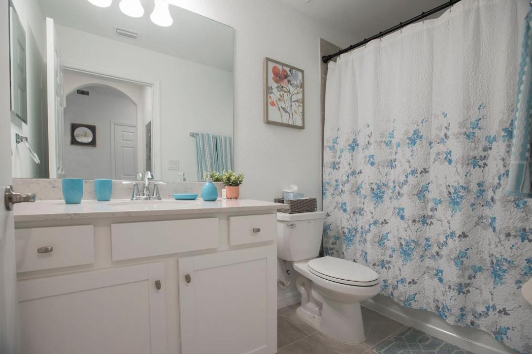 Photo of Bathroom in Lakewood Ranch