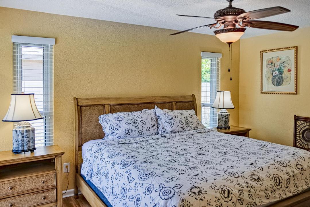 Photo of Bedroom in Gulf Gate Woods