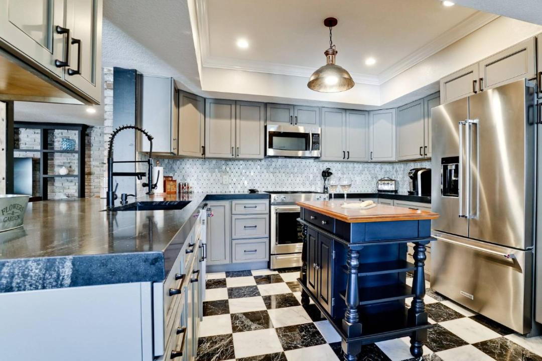 Photo of Kitchen in River District