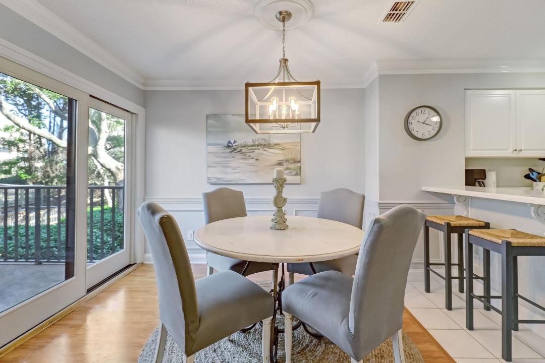 Photo of Livingroom in Amelia City