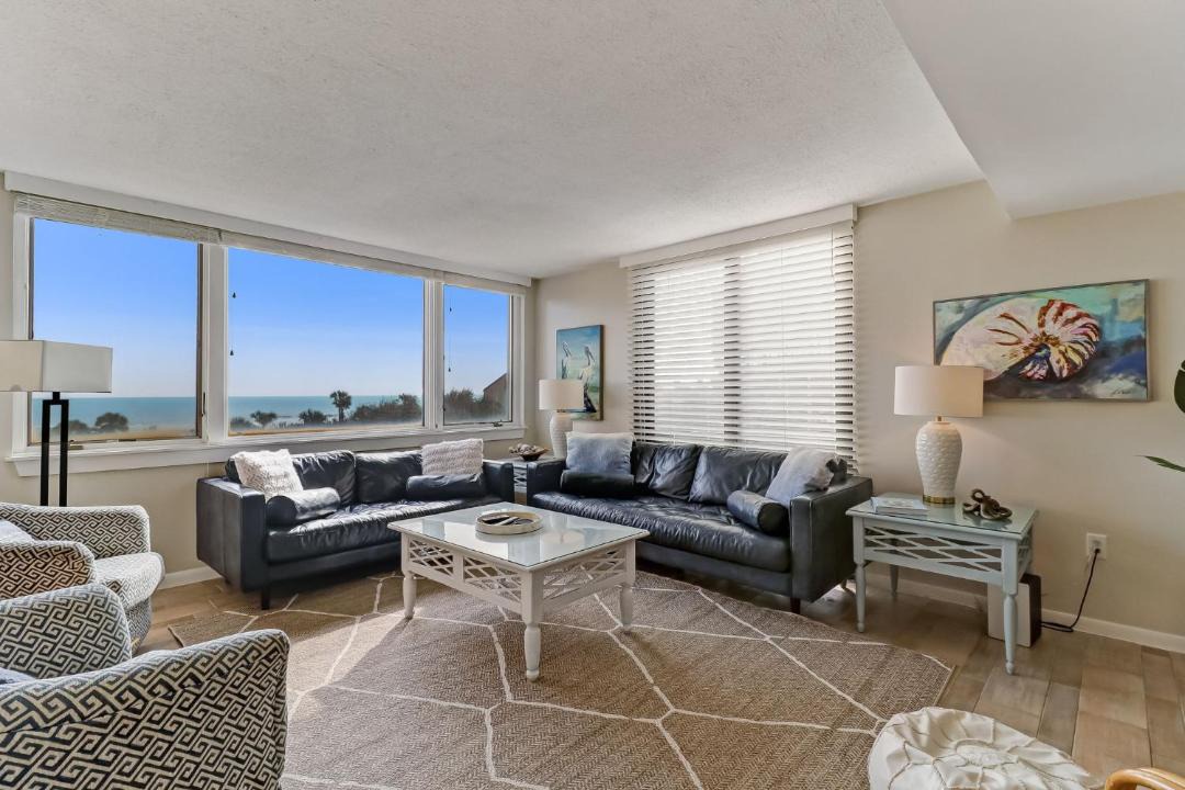 Photo of Livingroom in Fernandina Beach