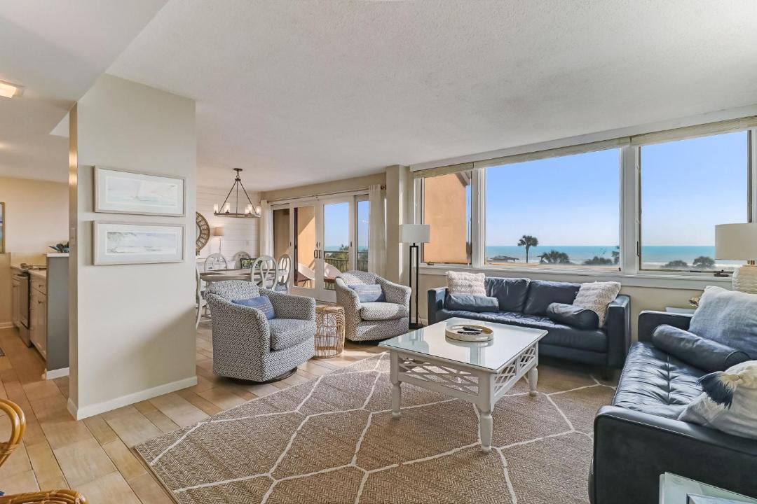 Photo of Livingroom in Fernandina Beach