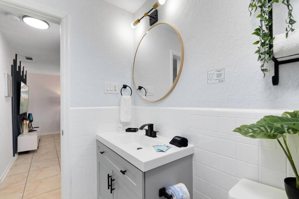 Photo of Bathroom in Indian Harbour Beach