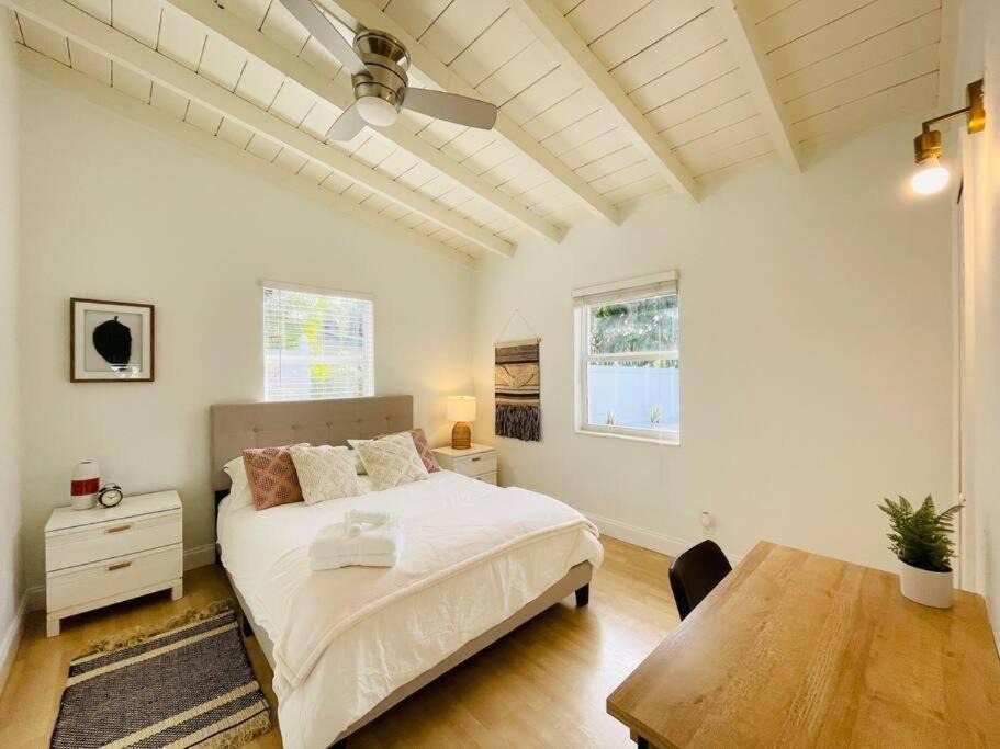 Photo of Bedroom in Wilton Manors