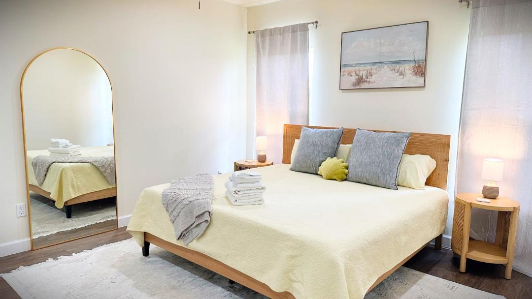 Photo of Bedroom in Stuart