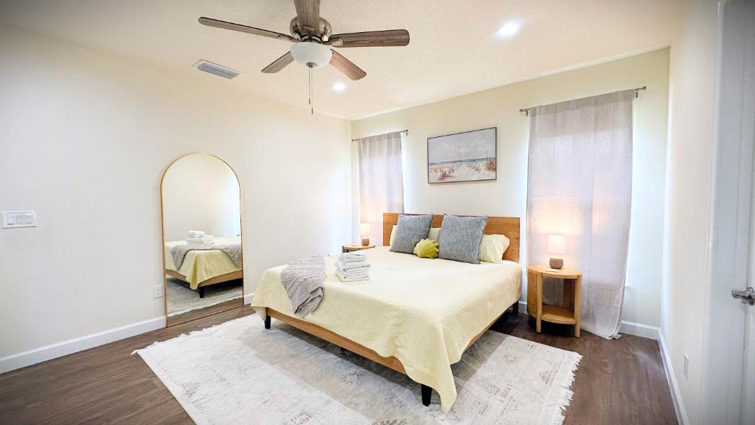 Photo of Bedroom in Stuart