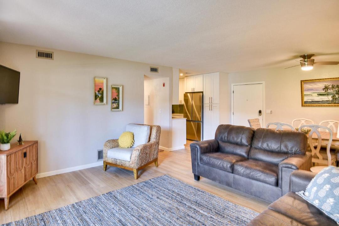 Photo of Livingroom in Coronado Cove
