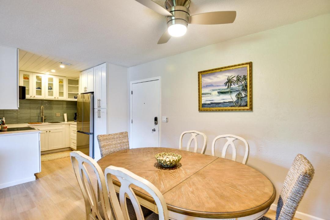 Photo of Livingroom in Coronado Cove