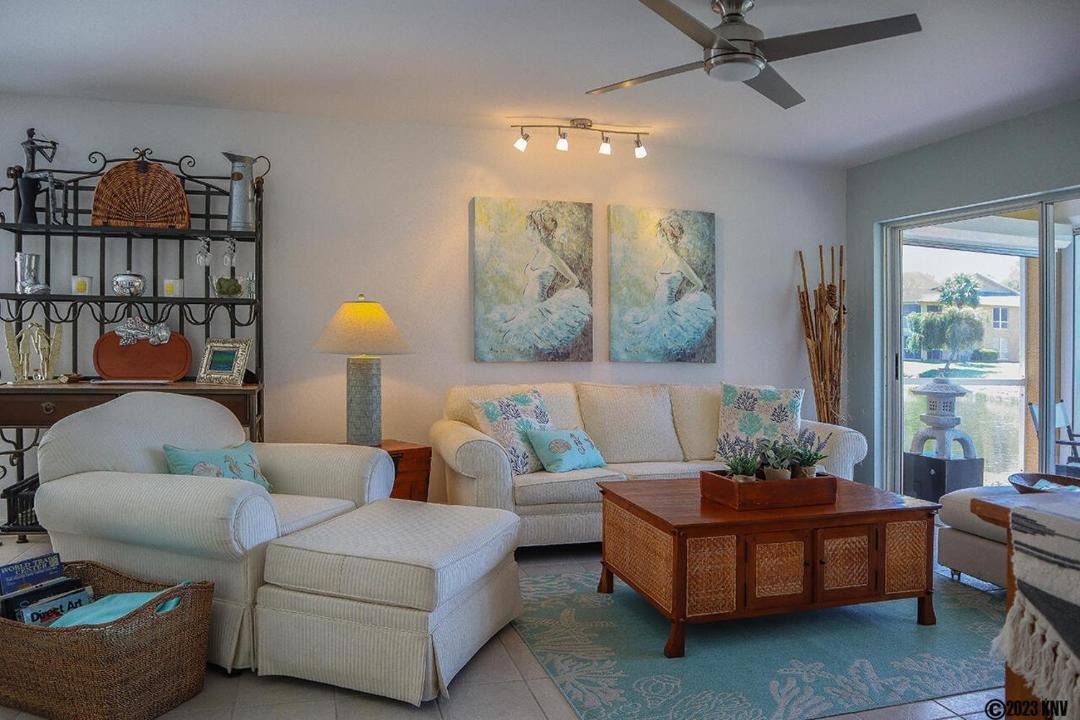Photo of Livingroom in Imperial Golf Estates